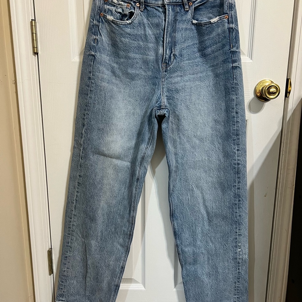 American eagle Women’s high waisted wide legged jean size 10